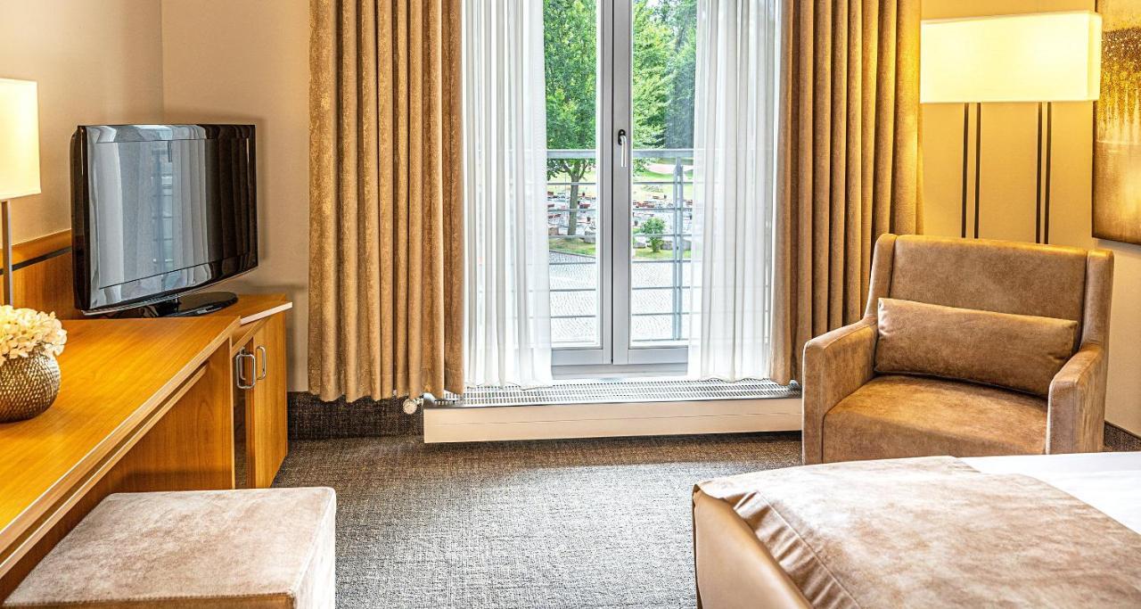 Victor'S Residenz-Hotel Teistungenburg Kültér fotó